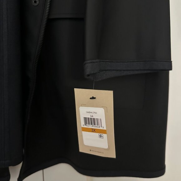 Levi's® Womens Hooded Water Resistant Midweight Raincoat - Picture 6 of 8